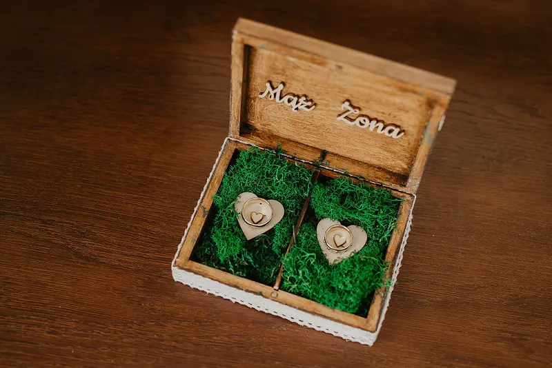 Pytania do sali weselnej i usługodawców omawiane przed podpisaniem umowy ślubnej